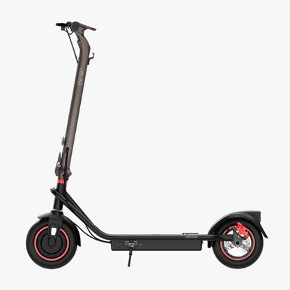 Patinete eléctrico con base ultrawide, potencia máxima de 700W