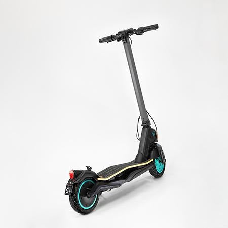 Patinete eléctrico con potencia máxima de 750 W