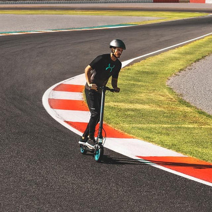 Patinete eléctrico con potencia máxima de 750 W