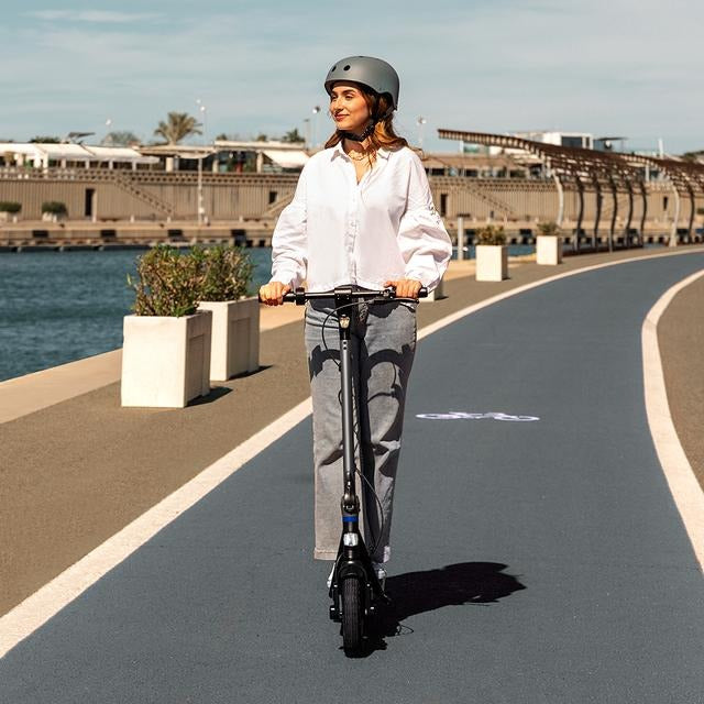 Patinete eléctrico con potencia máxima de 630 W