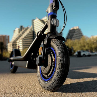 Patinete eléctrico con potencia máxima de 630 W