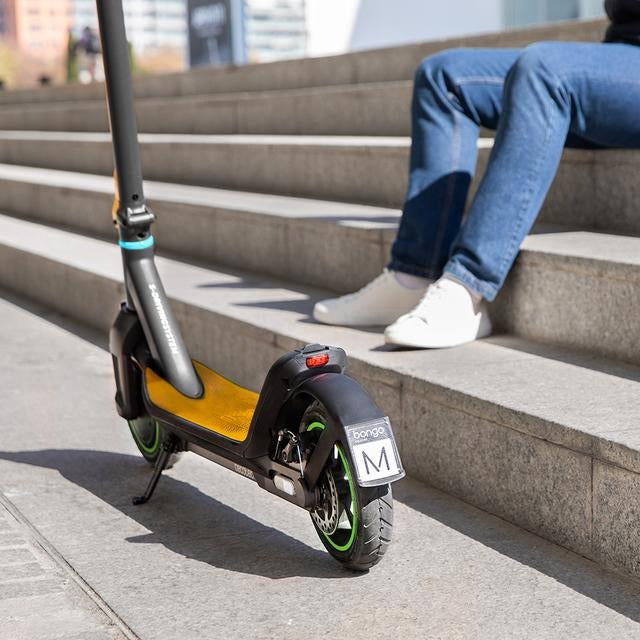 Patinete eléctrico con potencia máxima de 700 W